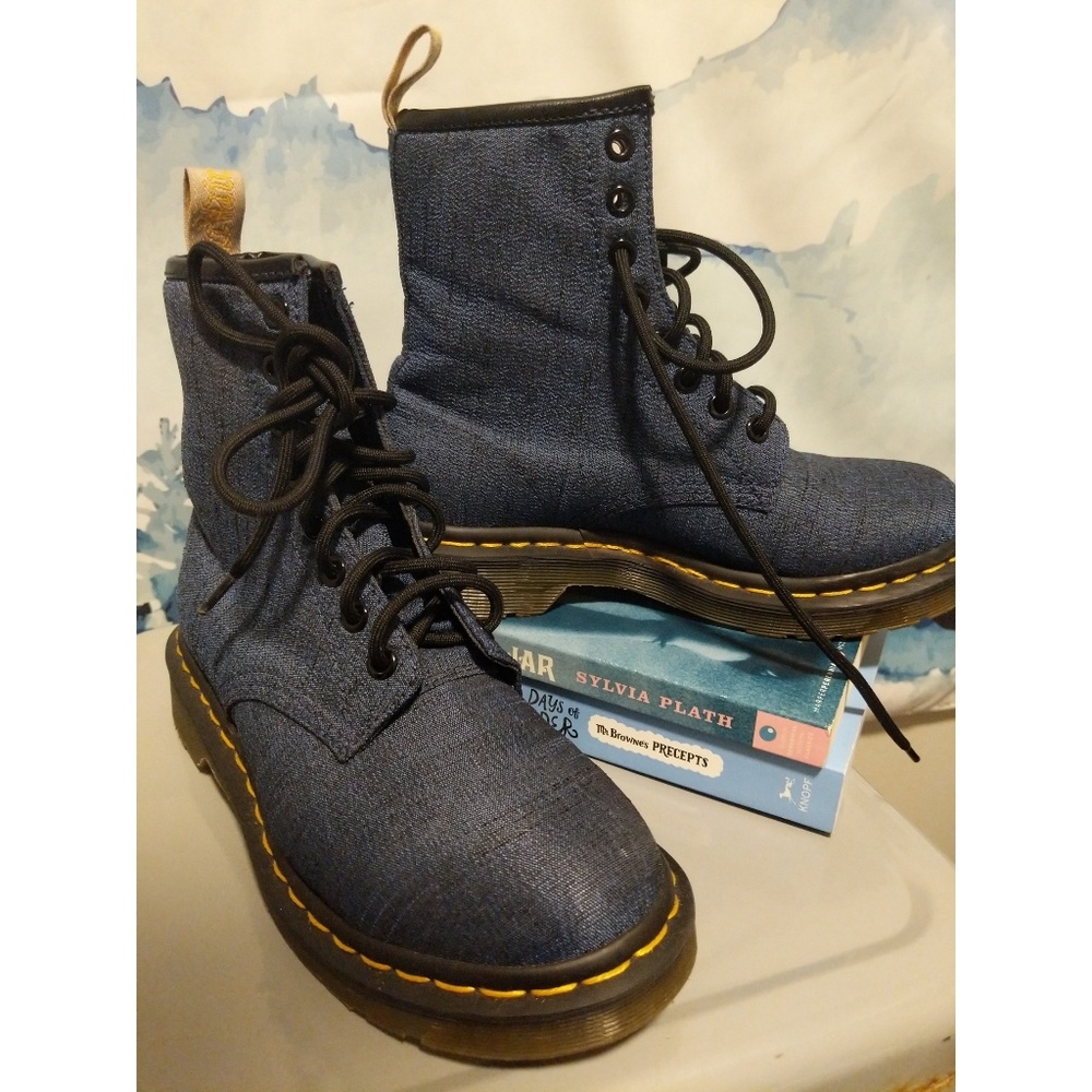 Dr Martens AirWair Vegan Castel Boot